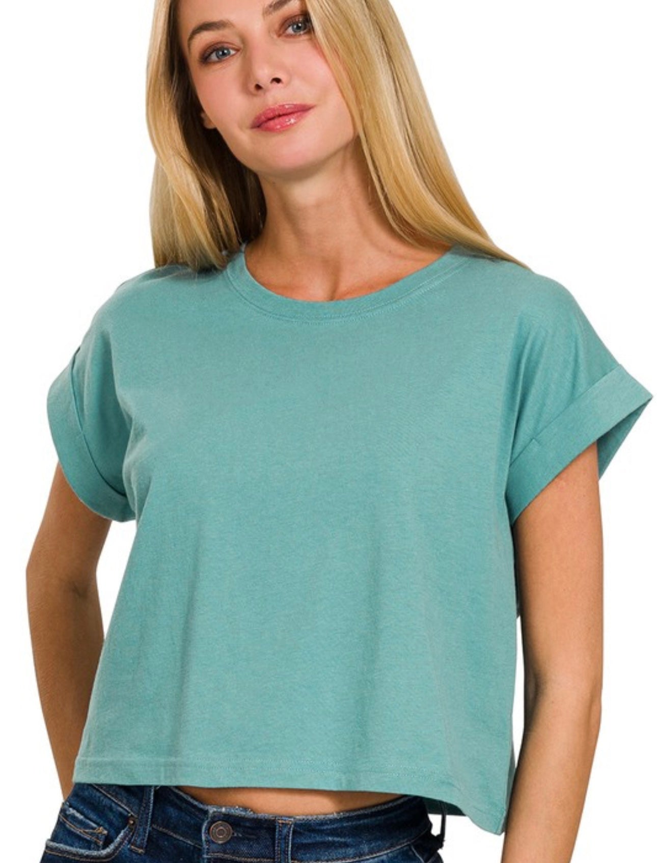 Folded sleeve crop tee